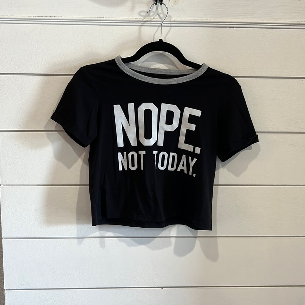 Girls crop tee